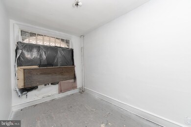 1223 Thurman St, Camden, NJ 08104 - photo 7