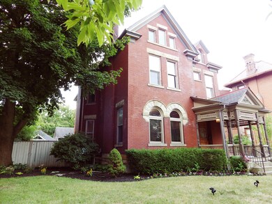 1029 Bryden Rd, Columbus, OH 43205 - photo 2