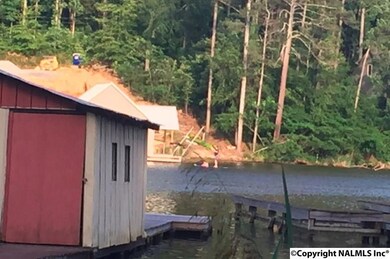 1125 Honeycomb Rd, Grant, AL 35747 - photo 2