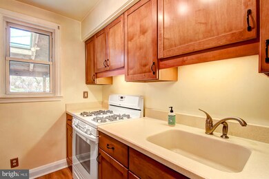 202 E Susquehanna Ave, Towson, MD 21286 - photo 3