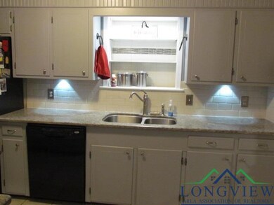 2800 Spruce St, Kilgore, TX 75662 - photo 6