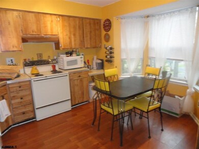 703 Fishers Creek Rd unit 201E, Galloway, NJ 08205 - photo 5