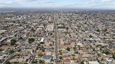 1114 W 105th St, Los Angeles, CA 90044 - photo 6