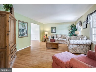 19 E Split Rock Dr, Cherry Hill, NJ 08003 - photo 3