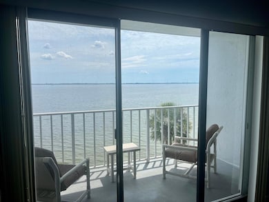 Rocket & River Views