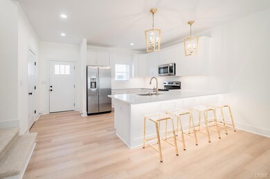 556 Leesville Rd unit 306, Lynchburg, VA 24502 - photo 5