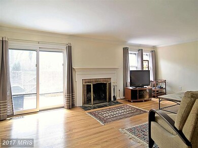 2087 Hopewood Dr, Falls Church, VA 22043 - photo 2