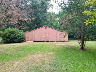 11836 Simmons Dr, Cleveland, TX 77328 - photo 7