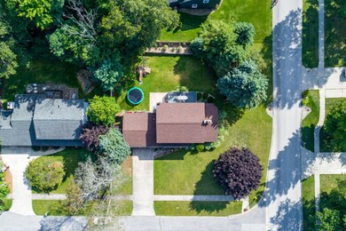 2361 Bloomfield Ct, Norton Shores, MI 49