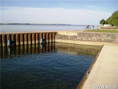 Waterfront/Dock/Pier. Protected dockage for you bo