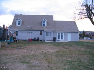 1607 Fairview Ave, Berwick, PA 18603 - photo 2