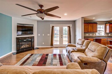 3006 Barberry Ct, Asheboro, NC 27205 - photo 5