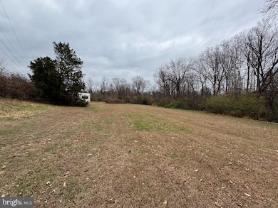 131 N Main St, Douglassville, PA 19518 - photo 2