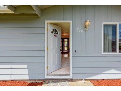 5708 NE 54th St, Vancouver, WA 98661 - photo 4