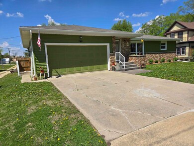316 6th St E, Cresco, IA 52136 - photo 2
