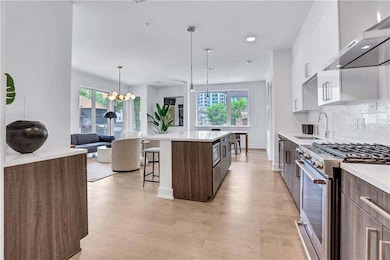 J5 Midtown unit 327, Atlanta, GA 30308 - photo 3