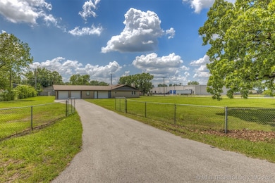 6411 S 49th West Ave, Tulsa, OK 74131 - photo 5