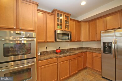 904 Hall Station Dr unit 201, Bowie, MD 20721 - photo 4