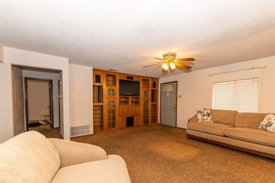 2303 Cornell Ave, Alamogordo, NM 88310 - photo 4