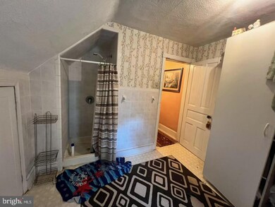 39 W Manoa Rd, Havertown, PA 19083 - photo 6