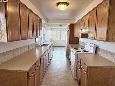 2307 Willamette St, Eugene, OR 97405 - photo 6