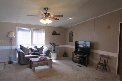 2746 S Robinson Rd, Bloomfield, IN 47424 - photo 3