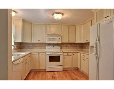 36 Chilmark Dr unit 36, East Falmouth, MA 02536 - photo 3