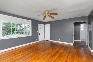 2414 Chesapeake St, Staunton, VA 24401 - photo 3