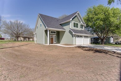 1616 Baker St unit St., Joshua, TX 76058 - photo 2