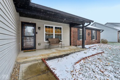616 Sugar Maple Ln, Mooresville, IN 46158 - photo 4