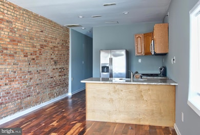 2608 E Fayette St, Baltimore, MD 21224 - photo 6