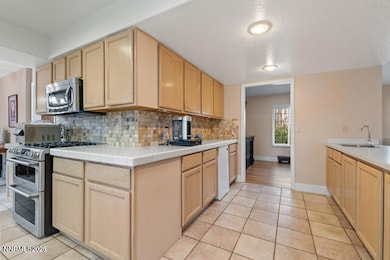322 Omni Dr, Sparks, NV 89441 - photo 7