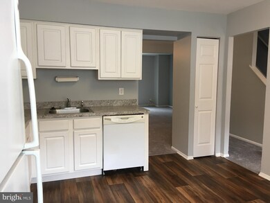 11 Peroba Ct, Parkville, MD 21234 - photo 5