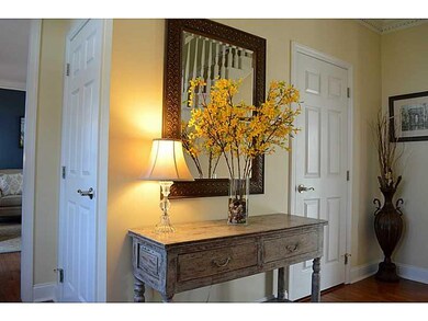 Entry/Foyer.