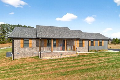 200 Daylily Dr, Sparta, TN 38583 - photo 3