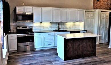 214 W Main St unit 202, Denison, TX 75020 - photo 6