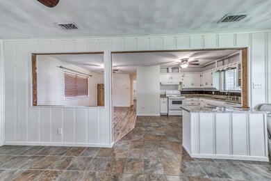 1637 E Lake Dr, Weatherford, TX 76087 - photo 6