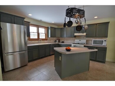 124 Brighton Rd, Croydon, NH 03773 - photo 4