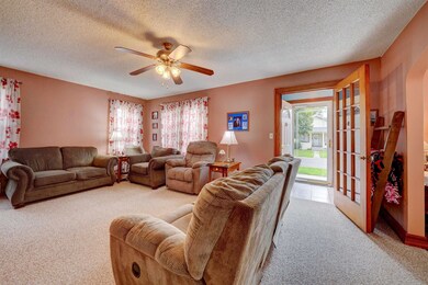 113 S Mcclellan St, Auburn, IN 46706 - photo 7