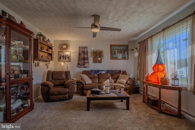 106 S McDonald St, Ranson, WV 25438 - photo 4