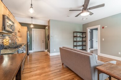 432 Norfolk St unit 3G, Somerville, MA 02143 - photo 7