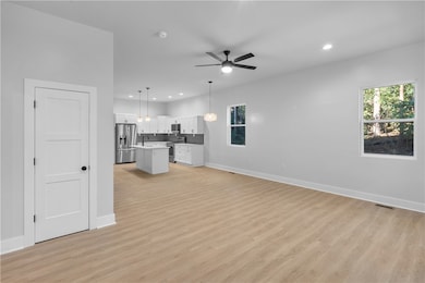 106 Summersweet Ln, Seneca, SC 29672 - photo 4