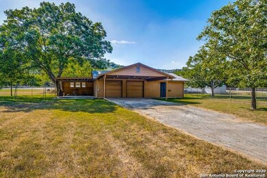 16935 Scenic Loop Rd, Helotes, TX 78023 - photo 7