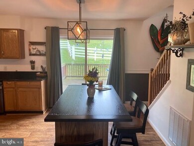 84 Meadow View Ln, Strasburg, VA 22657 - photo 4