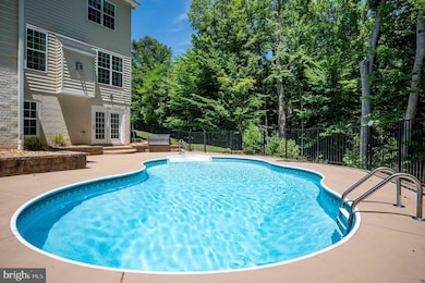 73 Lupine Dr, Stafford, VA 22556 - photo 2