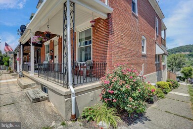 1525 Fairview St, Reading, PA 19606 - photo 4