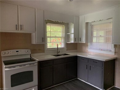 484 Stuart St, Ramseur, NC 27316 - photo 7