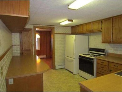 14 Elmwood Dr, Northborough, MA 01532 - photo 2