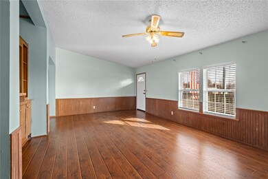 1991 N Colcord Ave, Colcord, OK 74338 - photo 5