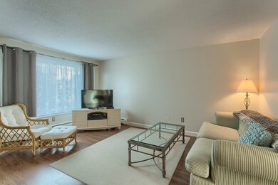 945 Riverside Dr unit 29D, Methuen, MA 01844 - photo 2